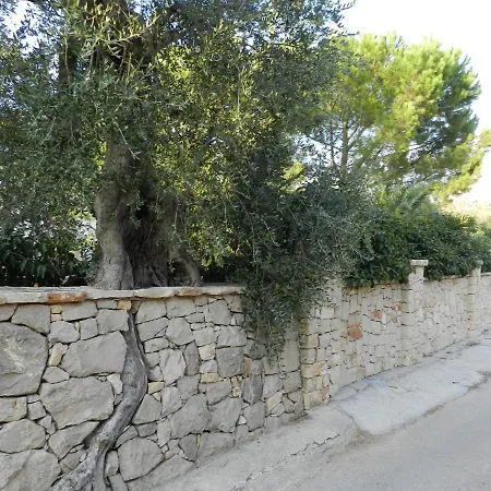 Bed & Breakfast I Giardini Di Demetra 4*