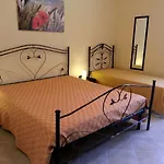 I Giardini Di Demetra 4* גלטונה