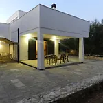 I Giardini Di Demetra לינה וארוחת בוקר